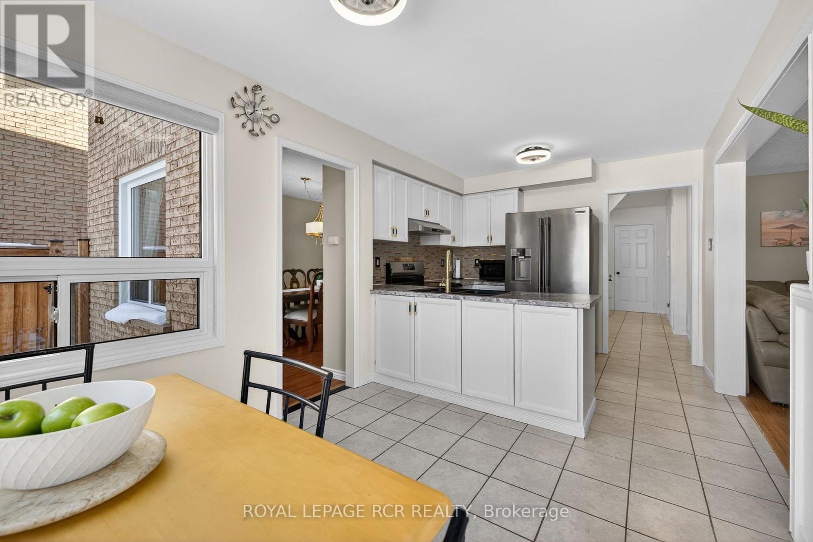 21 Webster Way, Halton Hills, Ontario  L7G 5J7 - Photo 12 - W12794270