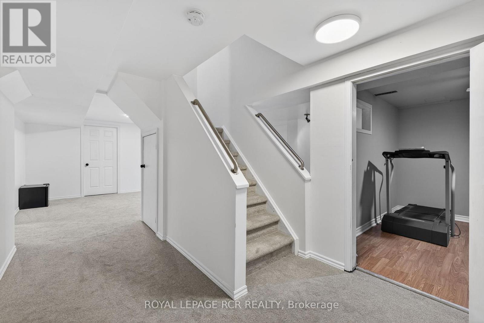 21 Webster Way, Halton Hills, Ontario  L7G 5J7 - Photo 31 - W12794270