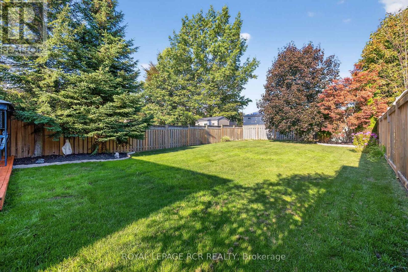 21 Webster Way, Halton Hills, Ontario  L7G 5J7 - Photo 46 - W12794270