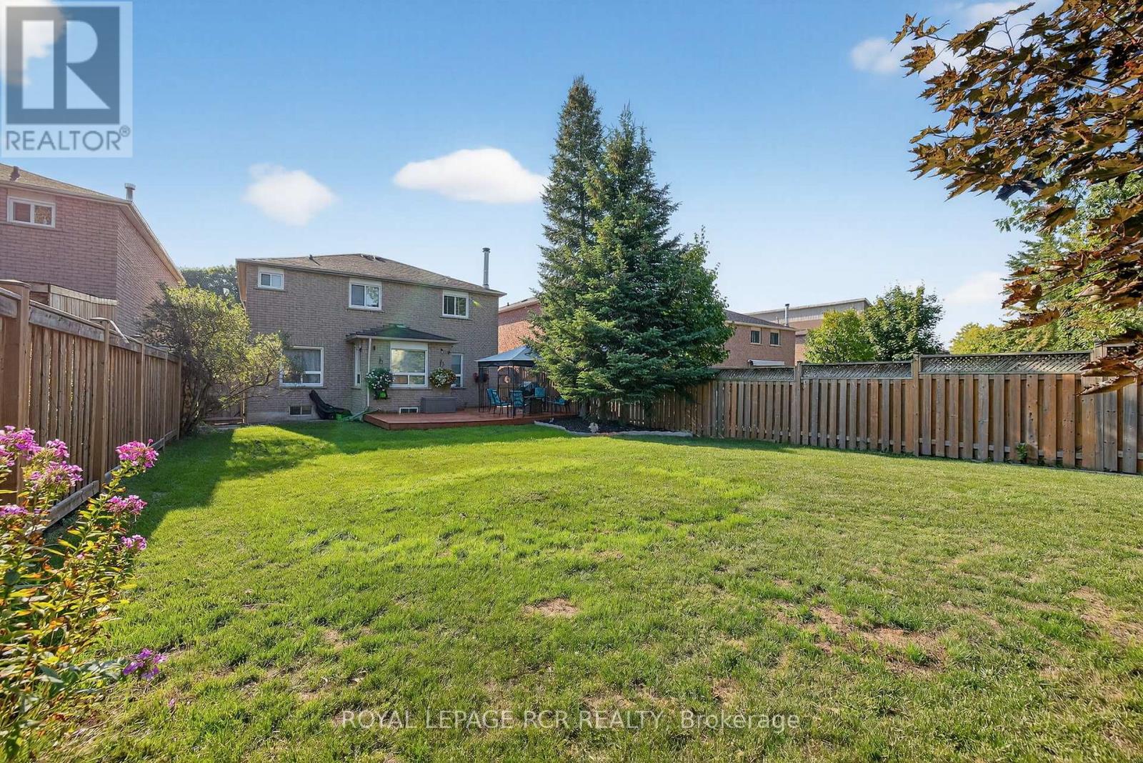 21 Webster Way, Halton Hills, Ontario  L7G 5J7 - Photo 49 - W12794270