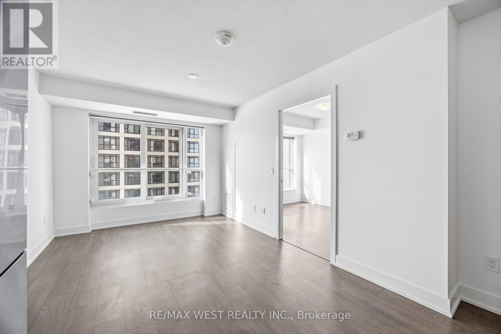 1401 - 7 Mabelle Avenue, Toronto, Ontario  M9A 4X7 - Photo 22 - W12794276