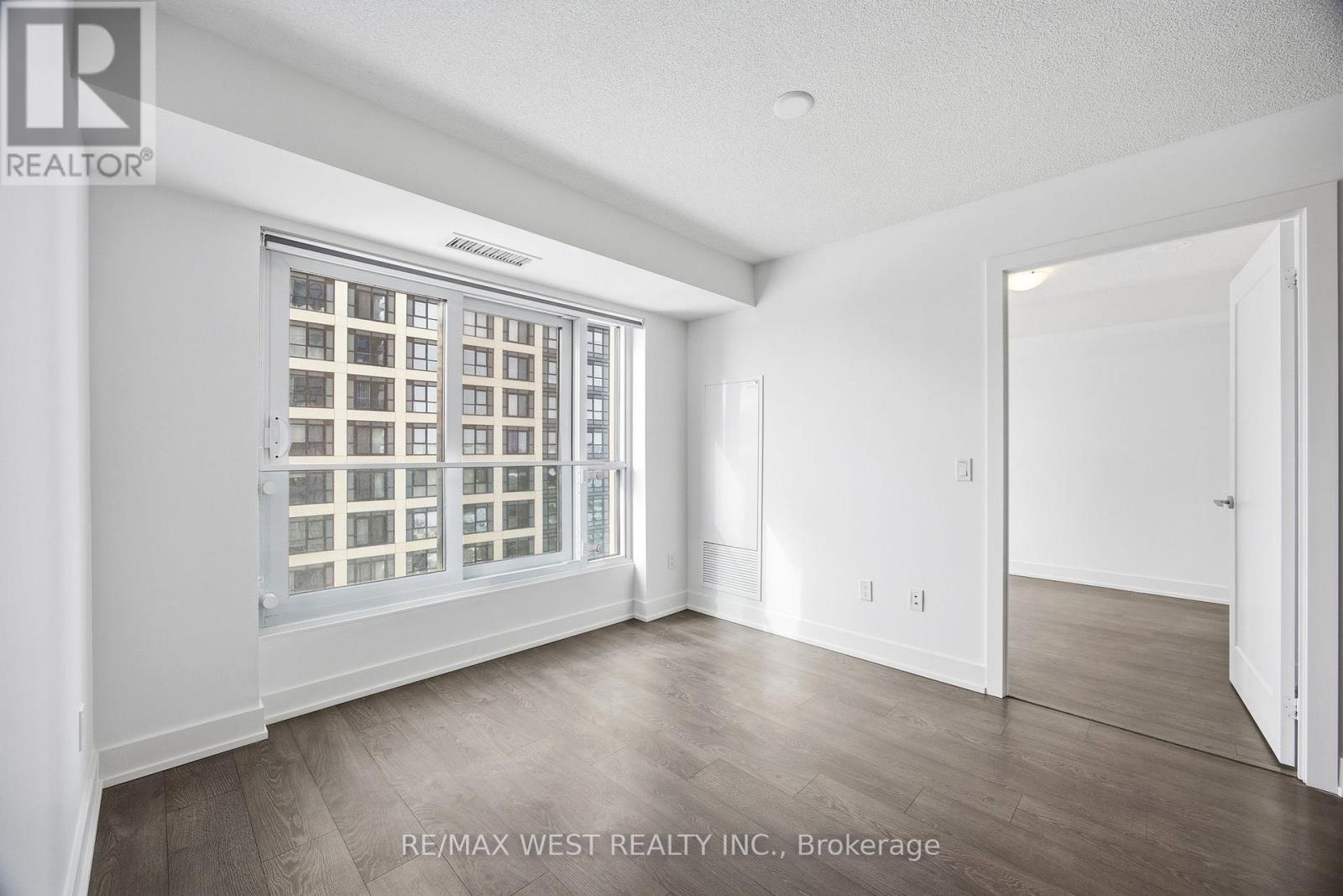 1401 - 7 Mabelle Avenue, Toronto, Ontario  M9A 4X7 - Photo 24 - W12794276