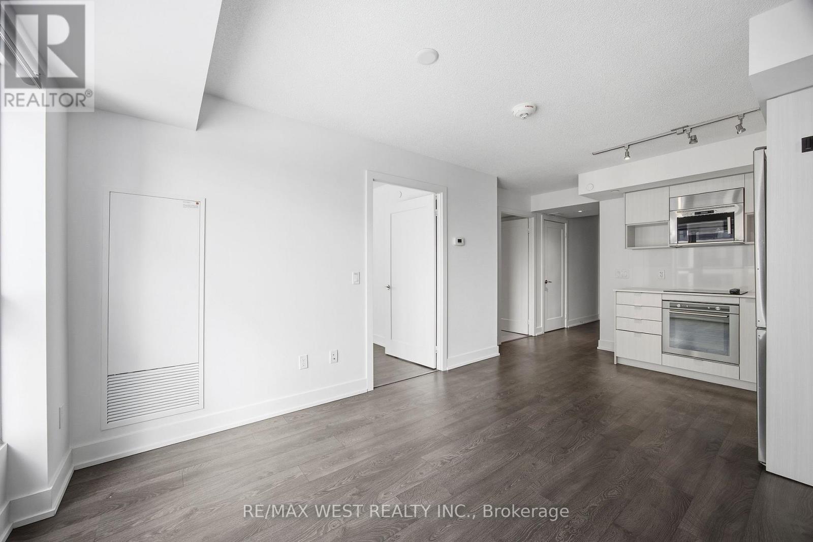 1401 - 7 Mabelle Avenue, Toronto, Ontario  M9A 4X7 - Photo 25 - W12794276