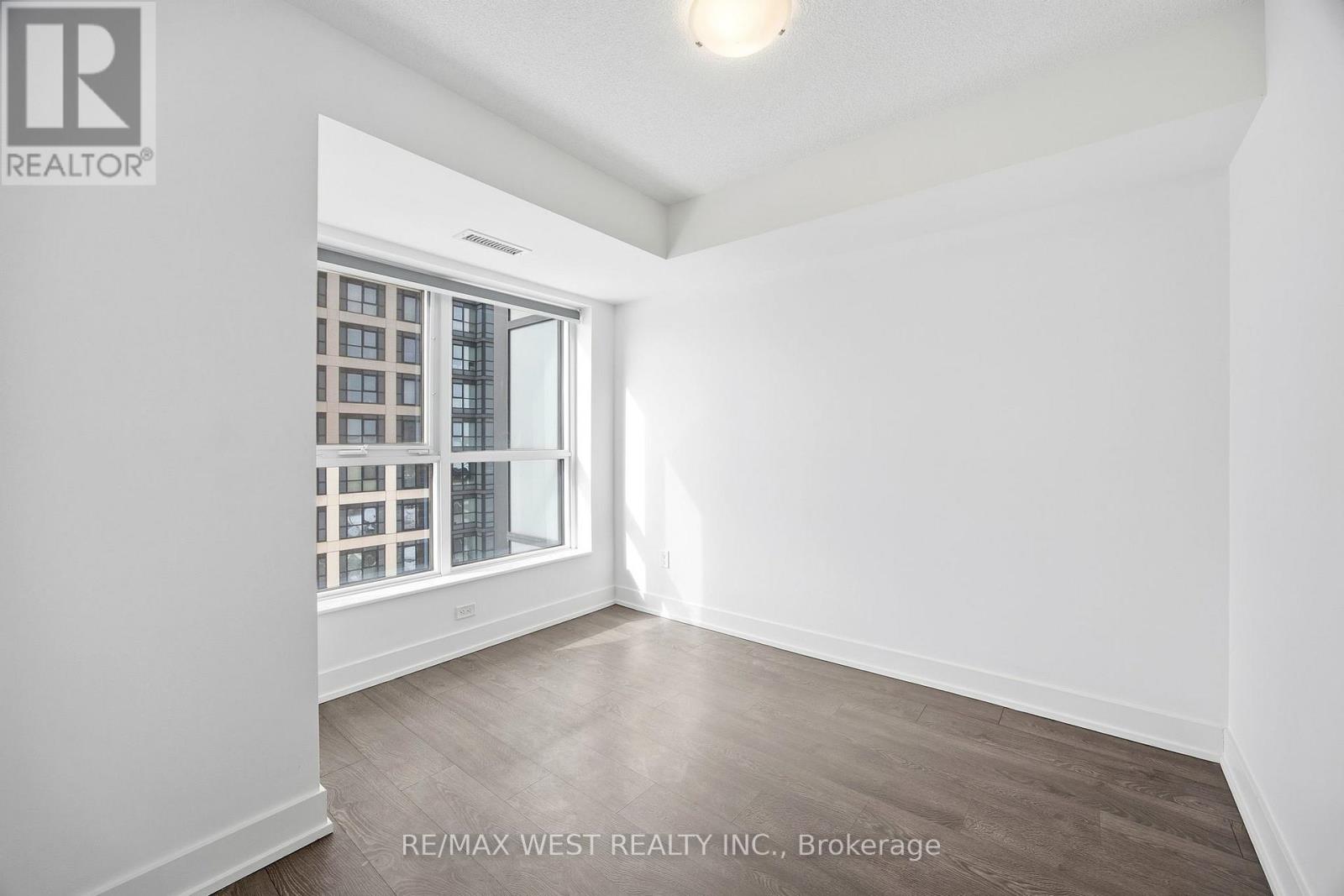 1401 - 7 Mabelle Avenue, Toronto, Ontario  M9A 4X7 - Photo 30 - W12794276