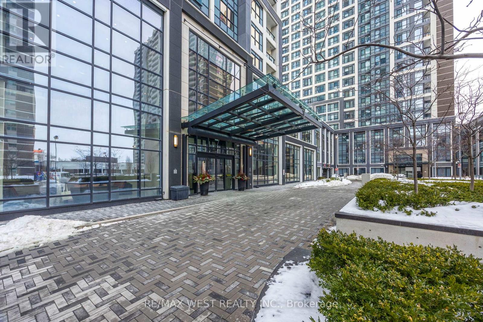 1401 - 7 Mabelle Avenue, Toronto, Ontario  M9A 4X7 - Photo 4 - W12794276