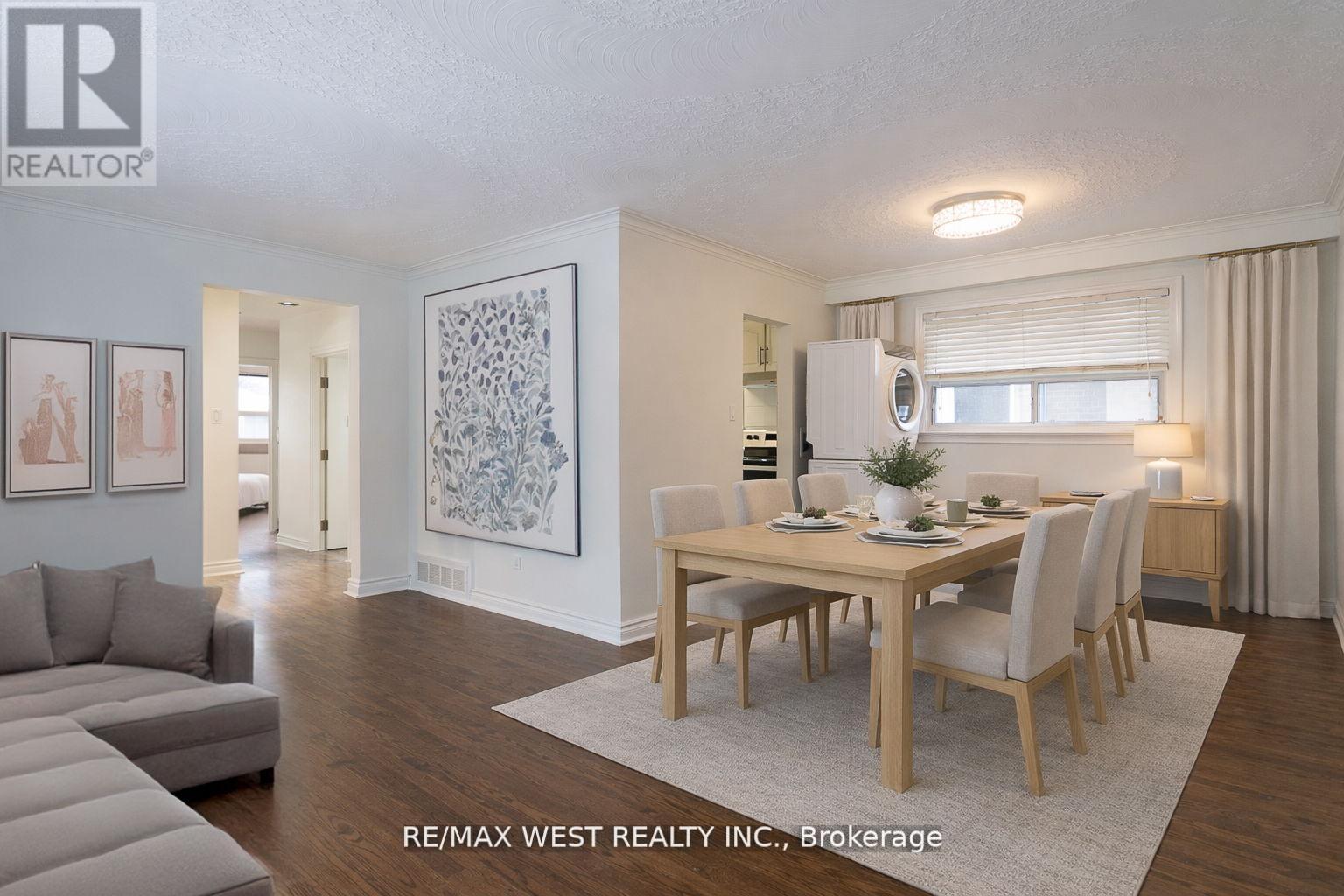 Main - 28 Paragon Road, Toronto, Ontario  M9R 1J5 - Photo 8 - W12794278