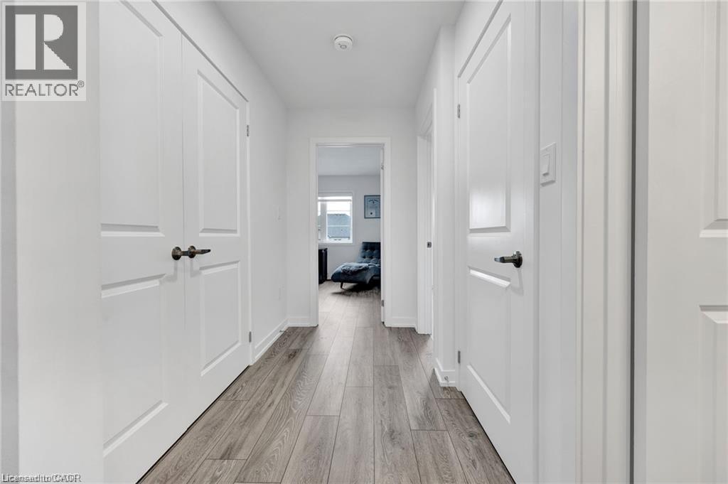 211 West Oak Trail, Kitchener, Ontario  N2R 1R4 - Photo 18 - 40805595