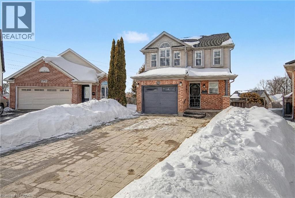 919 Veronica Court, Kitchener, Ontario  N2A 4G4 - Photo 2 - 40805583