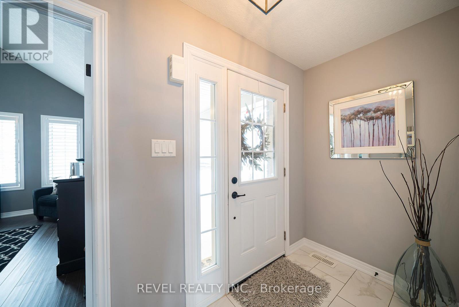 261 Schooner Drive, Norfolk, Ontario  N0A 1N0 - Photo 4 - X12794180