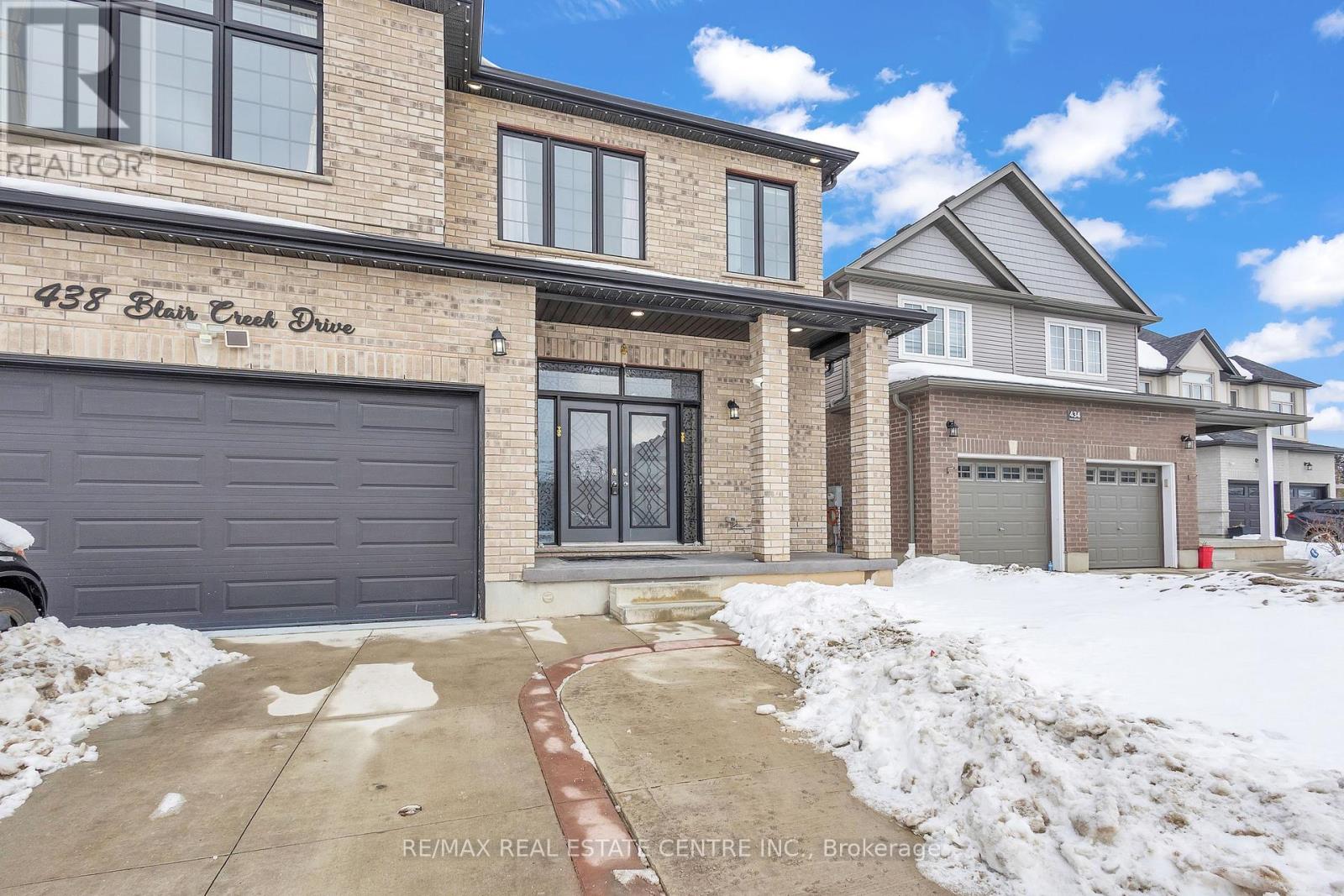 438 Blair Creek Drive, Kitchener, Ontario  N2P 0H6 - Photo 5 - X12794194
