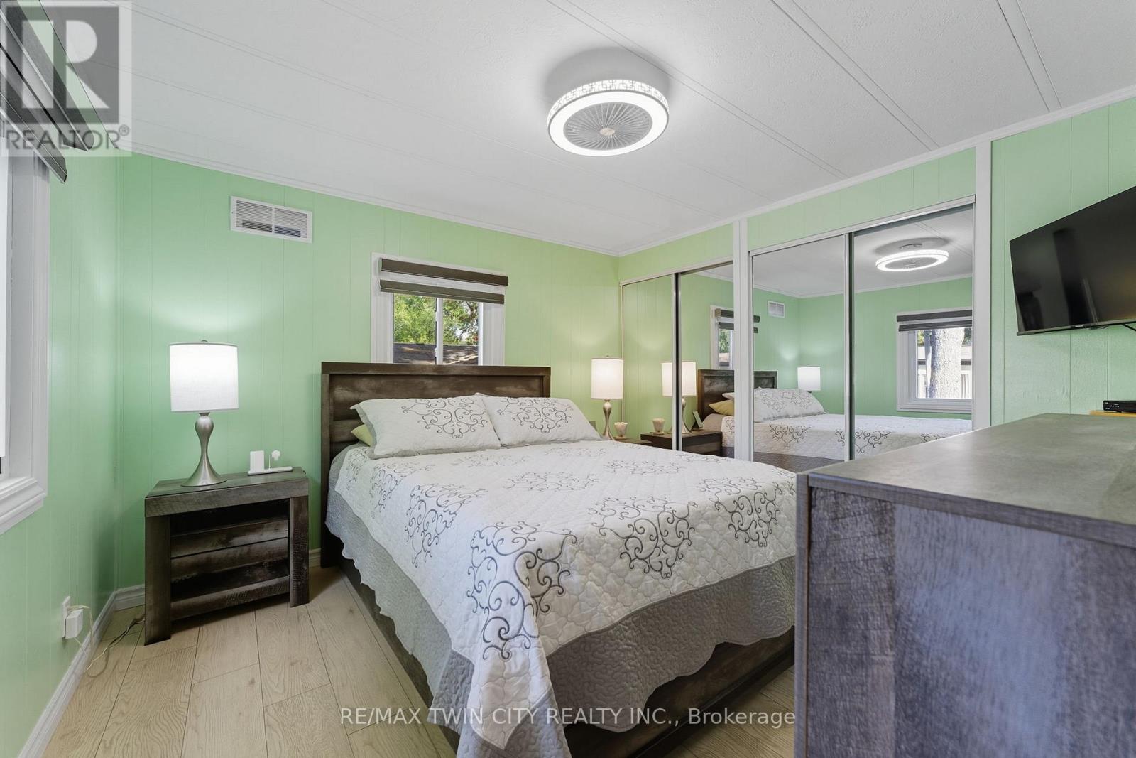 518 - 673 Brant Waterloo Road, North Dumfries, Ontario  N0B 1E0 - Photo 10 - X12794218