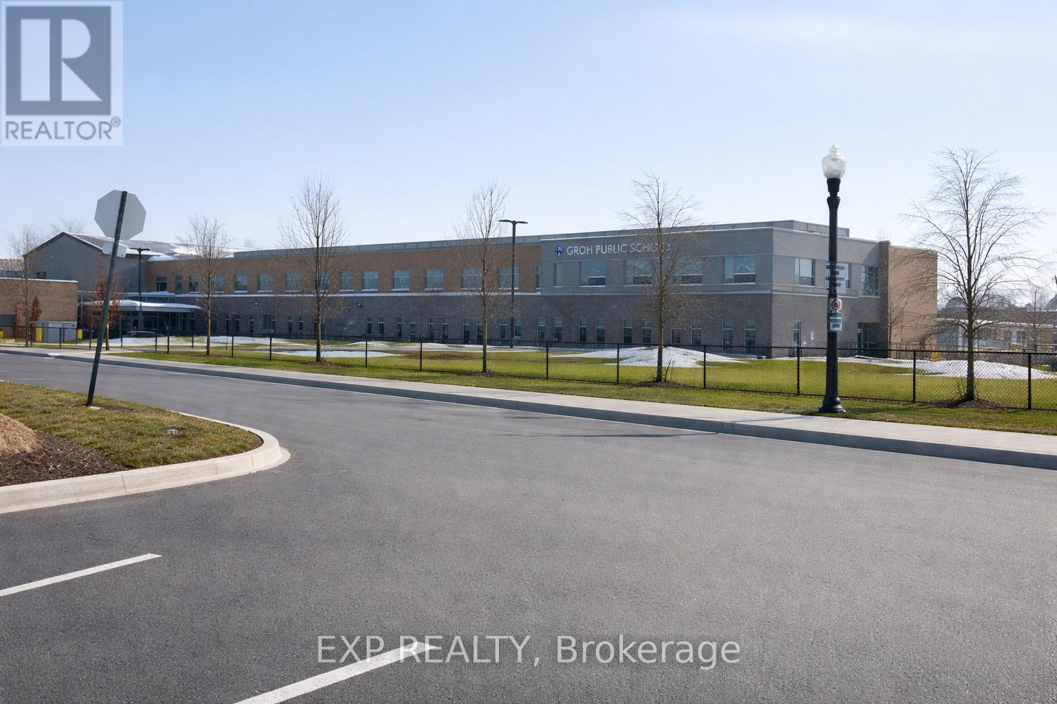 14 - 175 South Creek Drive, Kitchener, Ontario  N2P 0E1 - Photo 17 - X12794244