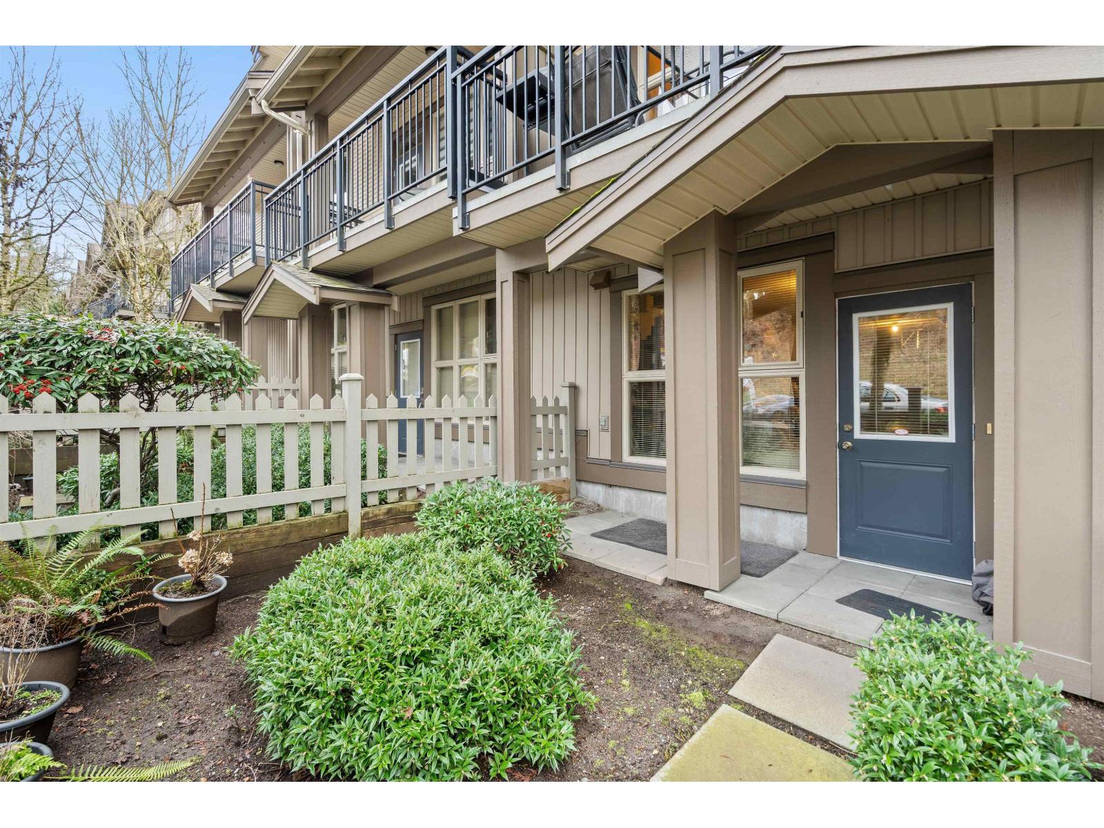 3 20326 68 Avenue, Langley, British Columbia  V2Y 0E3 - Photo 3 - R3090147