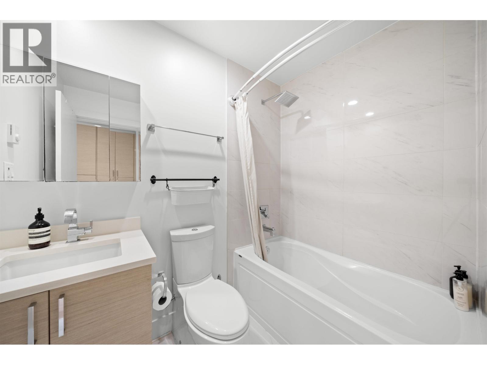 1419 E 1st Avenue, Vancouver, British Columbia  V5N 1A4 - Photo 18 - R3090272