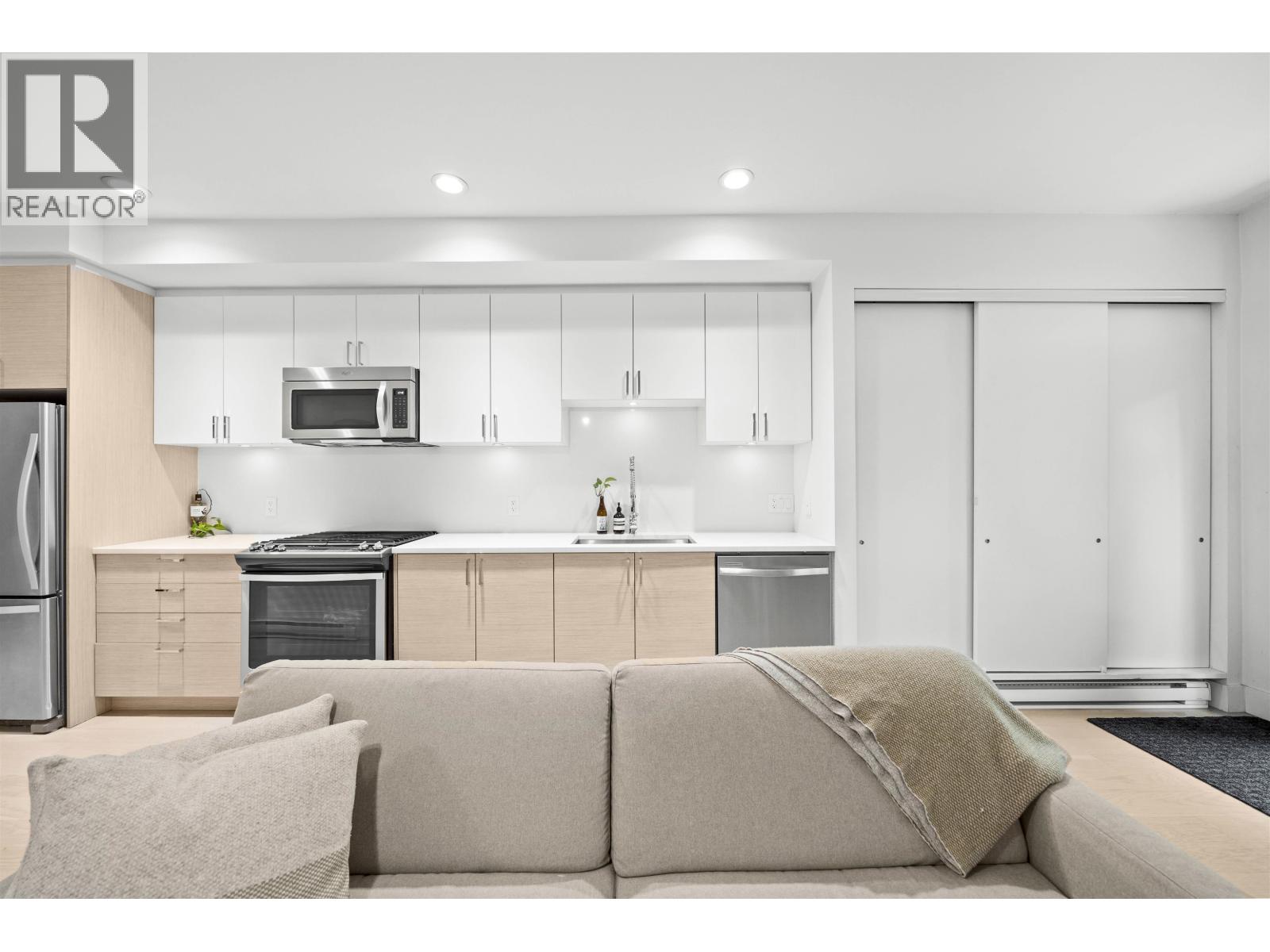 1419 E 1st Avenue, Vancouver, British Columbia  V5N 1A4 - Photo 12 - R3090272