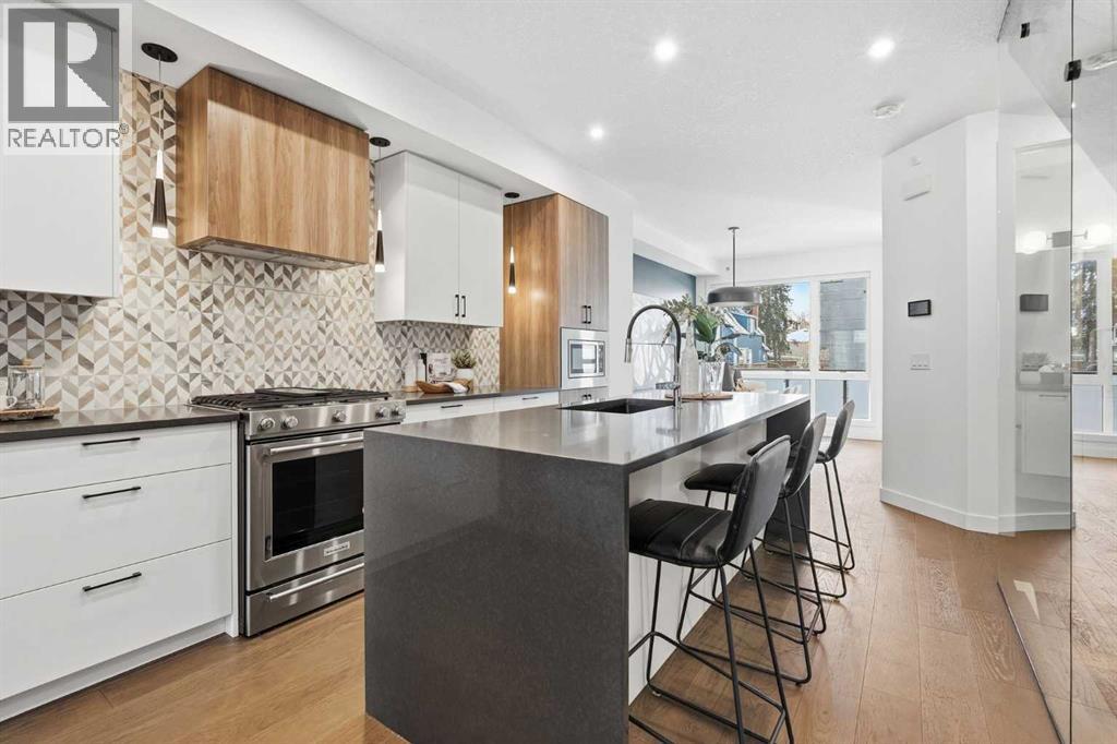 2104 17a Street Sw, Calgary, Alberta  T2T 4R8 - Photo 12 - A2282260