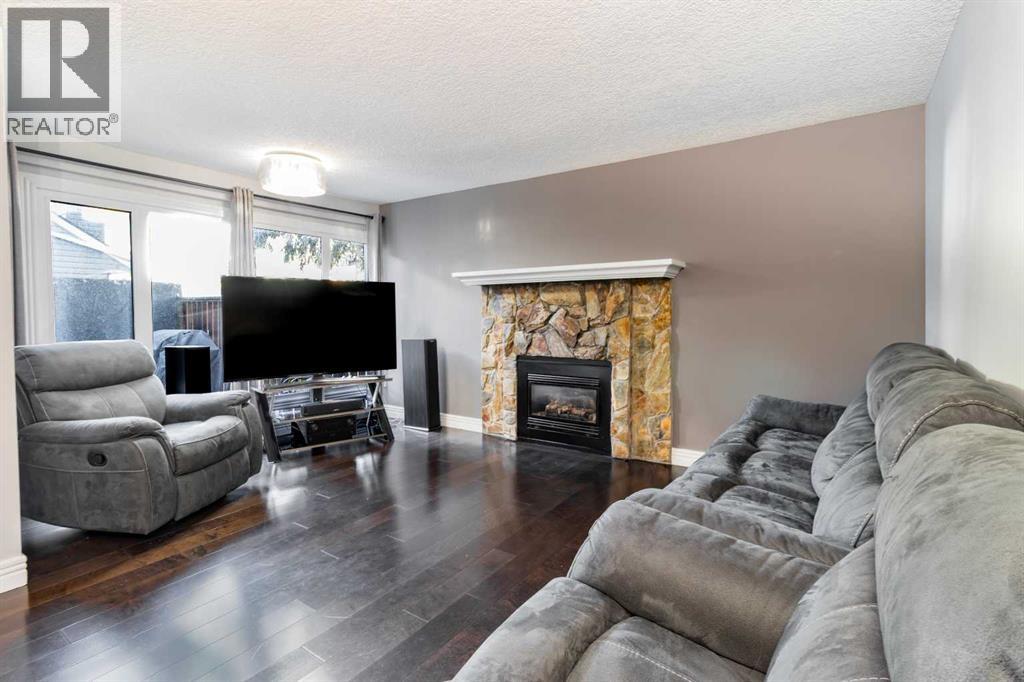 175, 77 Glamis Green Sw, Calgary, Alberta  T3E 6T9 - Photo 3 - A2284199