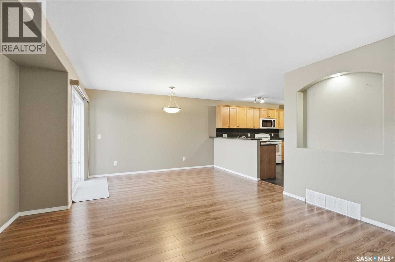 126 410 Stensrud Road, Saskatoon, Saskatchewan  S7W 0B7 - Photo 3 - SK028712