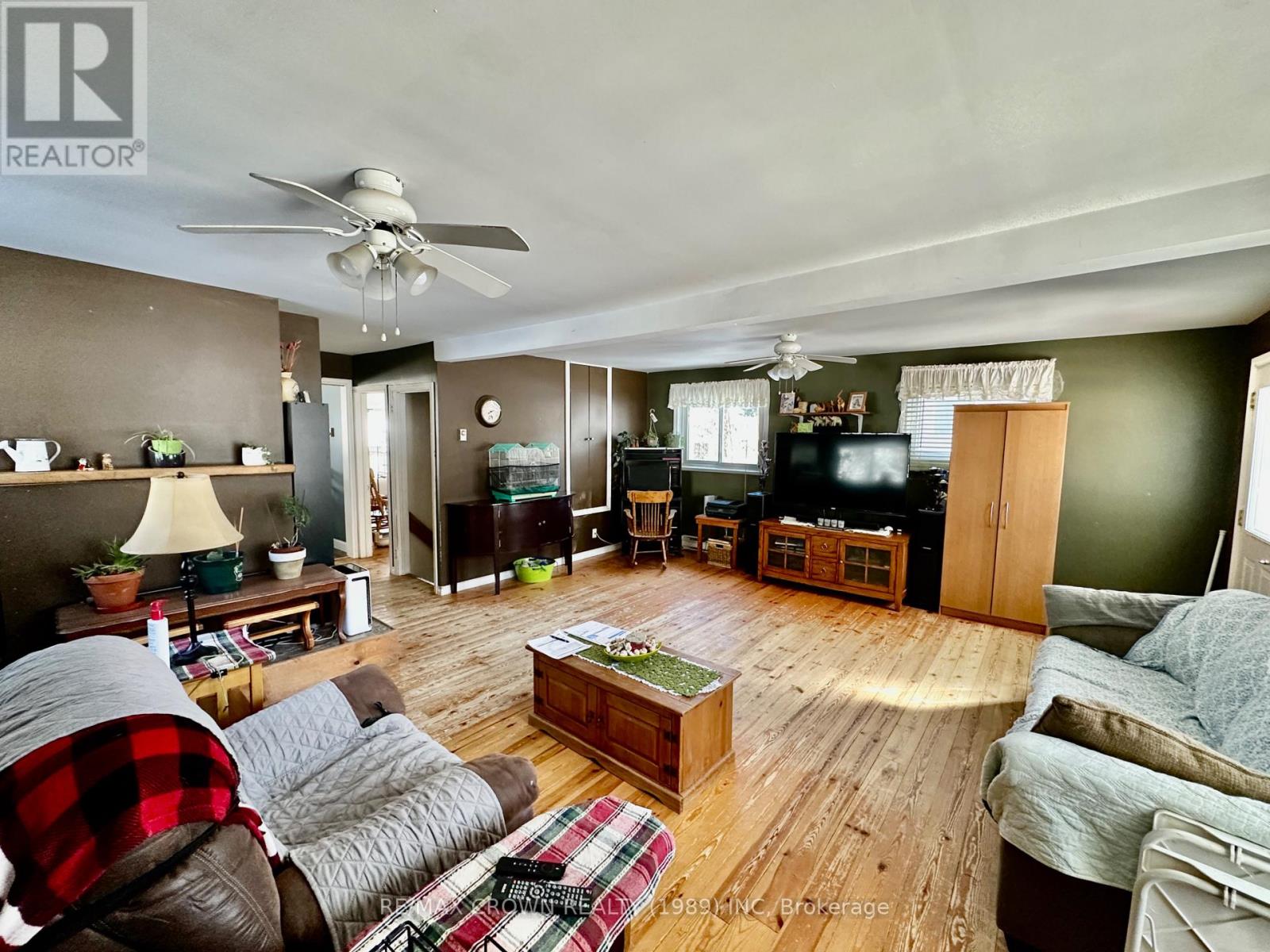 41 Cedar Avenue, Unorganized Townships (Thorne), Ontario  P0H 2J0 - Photo 11 - X12794176