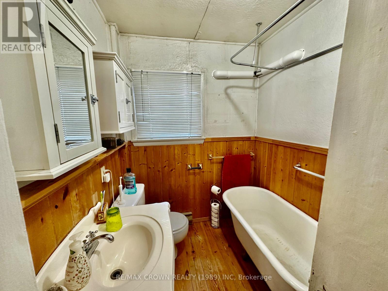 41 Cedar Avenue, Unorganized Townships (Thorne), Ontario  P0H 2J0 - Photo 12 - X12794176