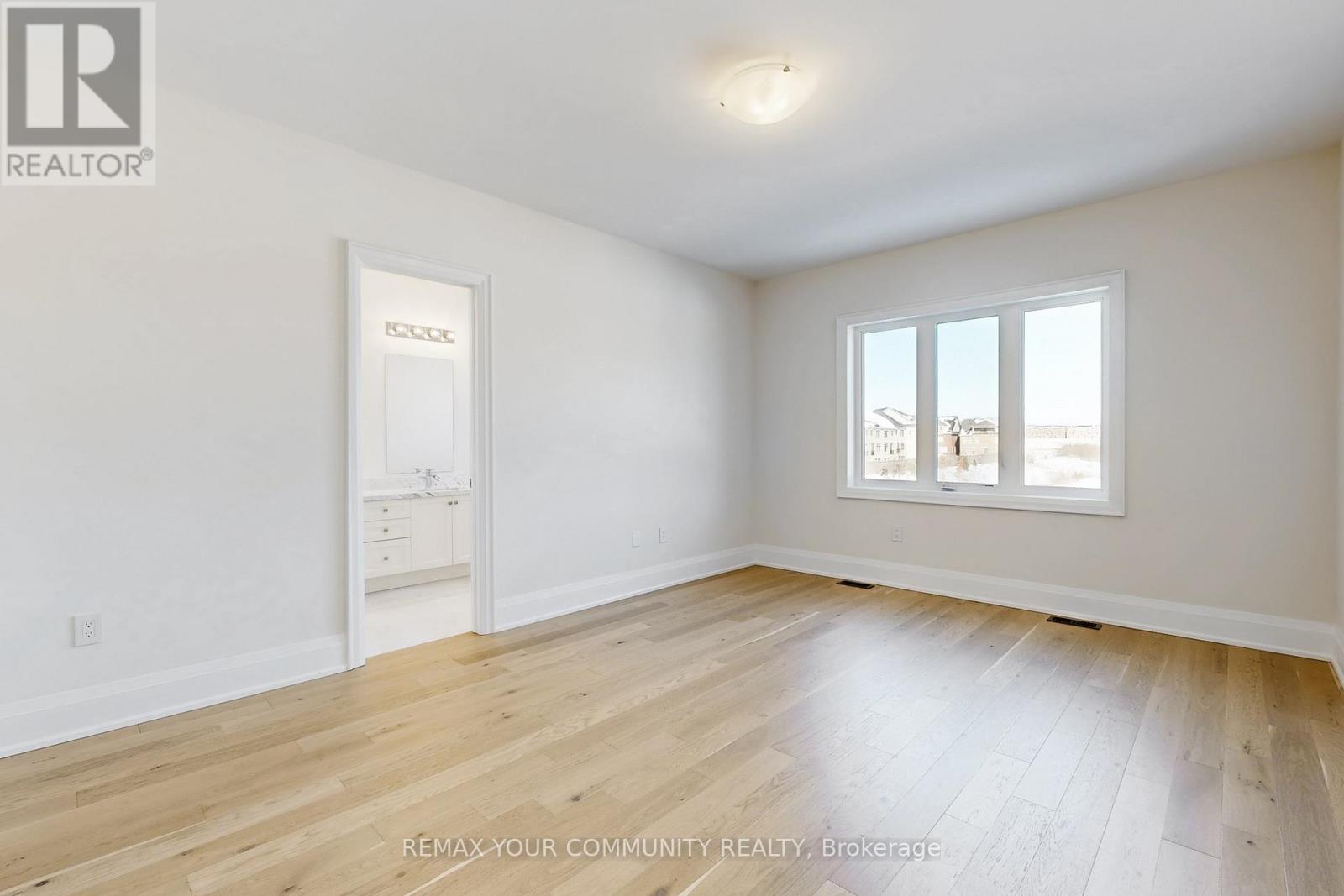 44 Schmeltzer Crescent, Richmond Hill, Ontario  L4E 1A2 - Photo 7 - N12793770