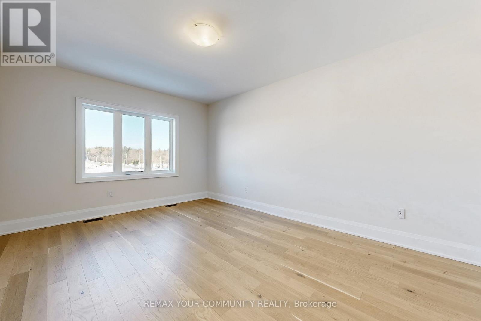 44 Schmeltzer Crescent, Richmond Hill, Ontario  L4E 1A2 - Photo 11 - N12793770