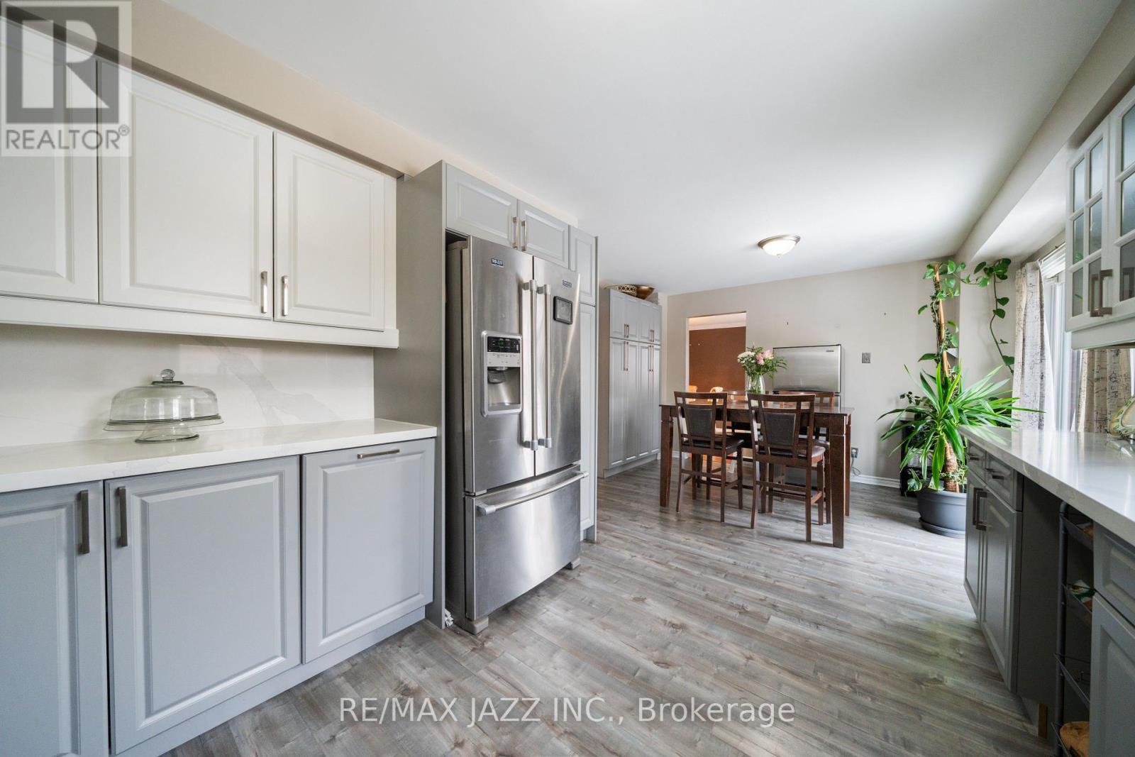 1652 Major Oaks Road, Pickering, Ontario  L1X 1Y9 - Photo 14 - E12793498