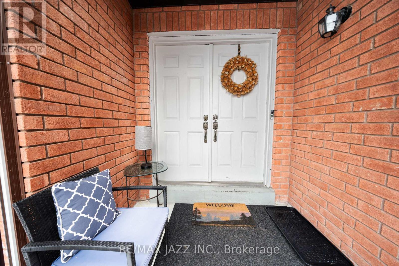 1652 Major Oaks Road, Pickering, Ontario  L1X 1Y9 - Photo 3 - E12793498