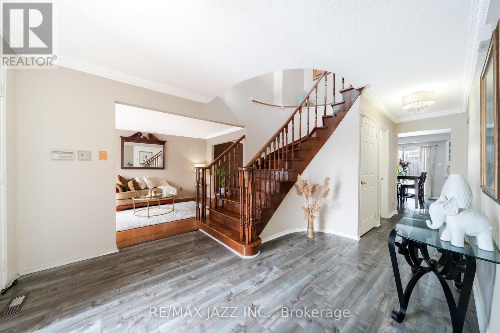 1652 Major Oaks Road, Pickering, Ontario  L1X 1Y9 - Photo 5 - E12793498