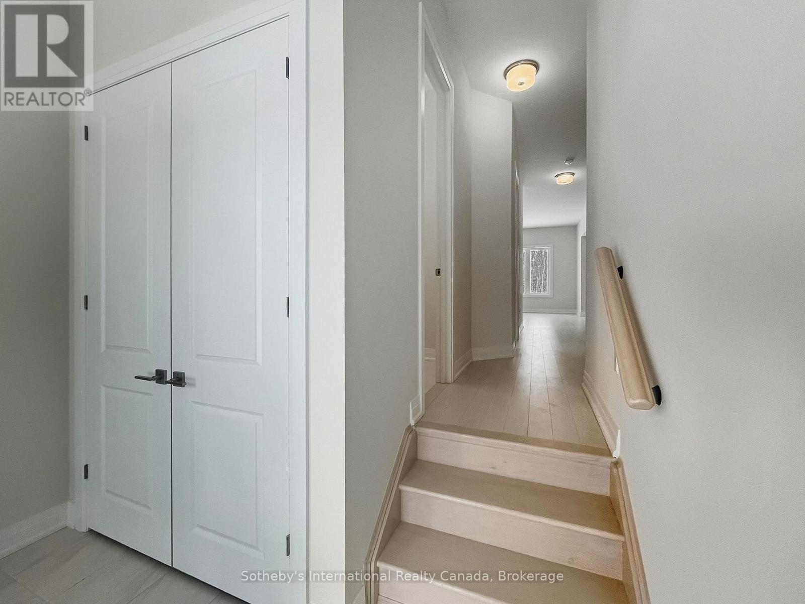 3141 Searidge Street, Severn (West Shore), Ontario  L3V 0Y4 - Photo 3 - S12794488