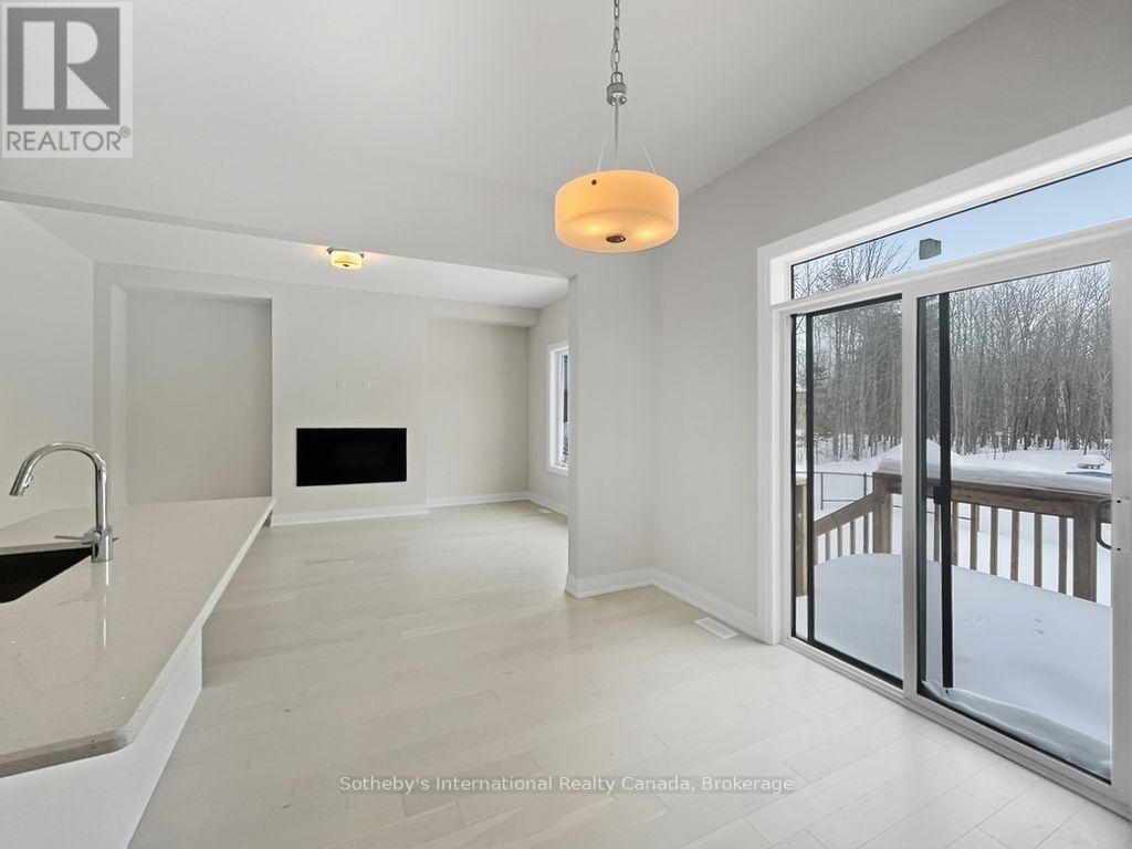 3141 Searidge Street, Severn (West Shore), Ontario  L3V 0Y4 - Photo 8 - S12794488