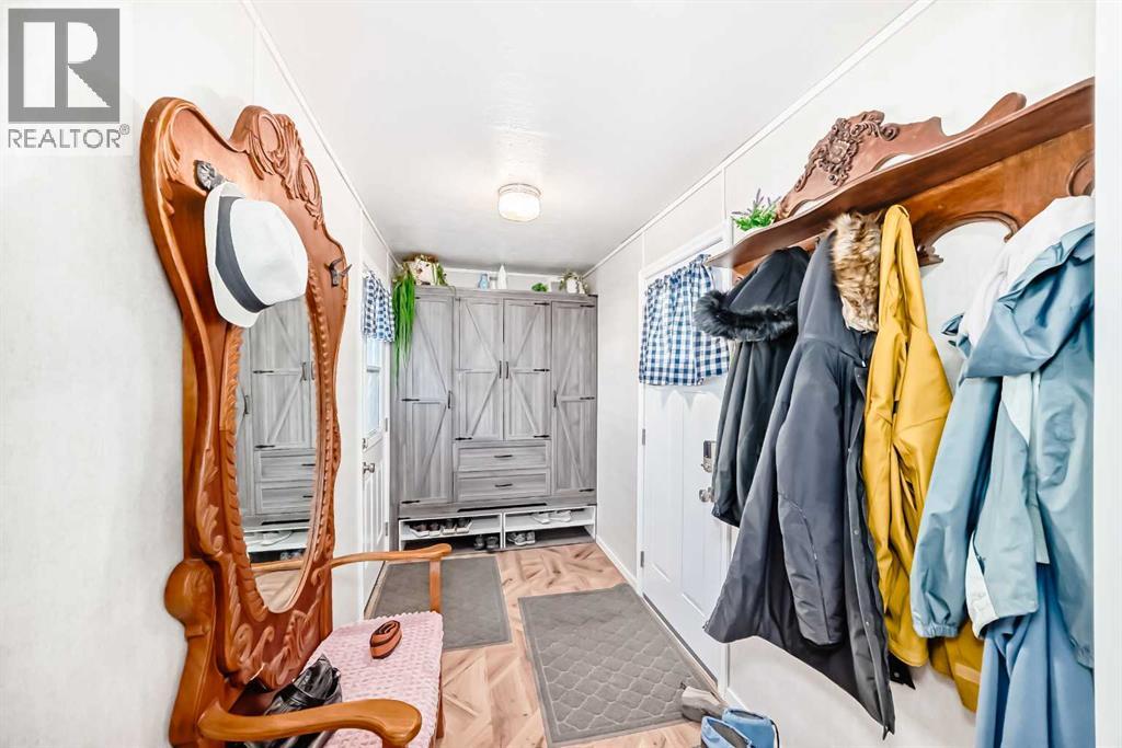 2707 7a Avenue N, Lethbridge, Alberta  T1H 1A5 - Photo 2 - A2285518