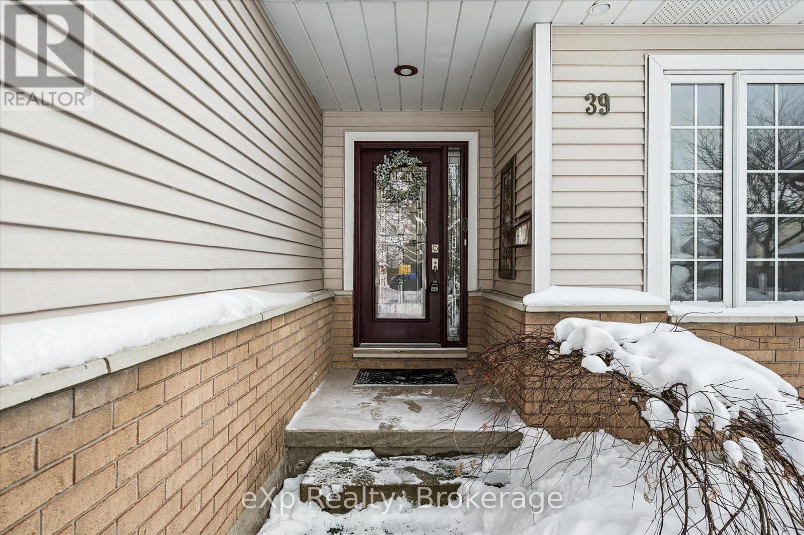 39 Celia Crescent, Guelph, Ontario  N1G 4R4 - Photo 7 - X12794298