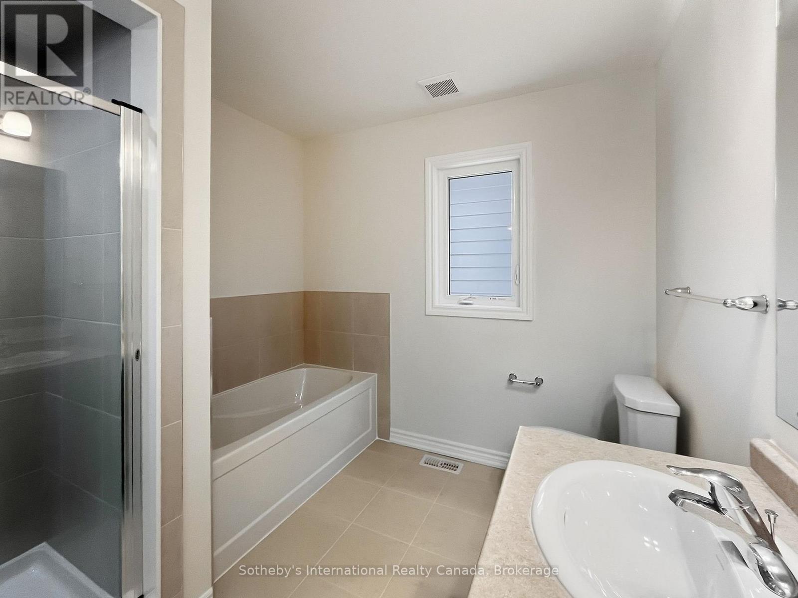 275 Beechwood Forest Lane, Gravenhurst, Ontario  P1P 1A7 - Photo 15 - X12794478