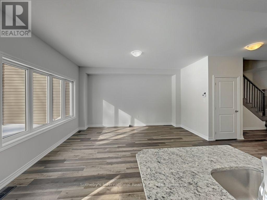 275 Beechwood Forest Lane, Gravenhurst, Ontario  P1P 1A7 - Photo 7 - X12794478