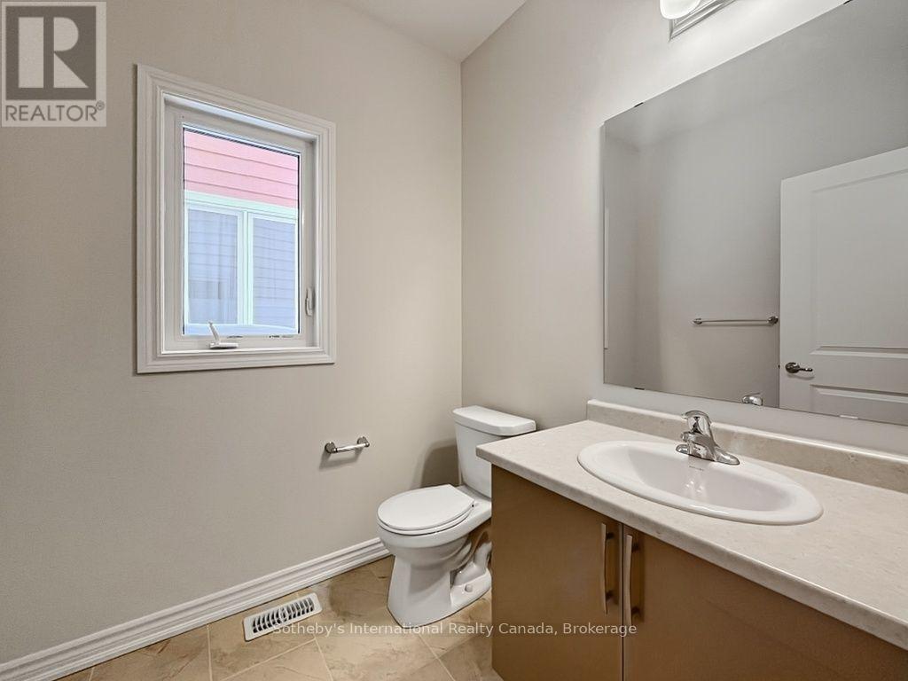 275 Beechwood Forest Lane, Gravenhurst, Ontario  P1P 1A7 - Photo 9 - X12794478