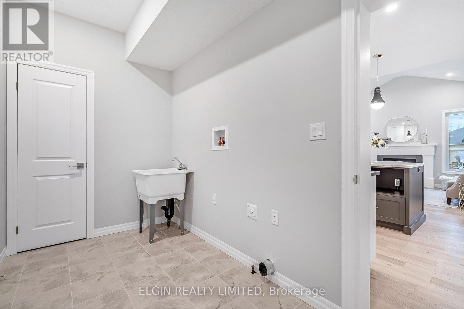 42212 Mcbain Line, Central Elgin, Ontario  N5P 0E5 - Photo 19 - X12794420