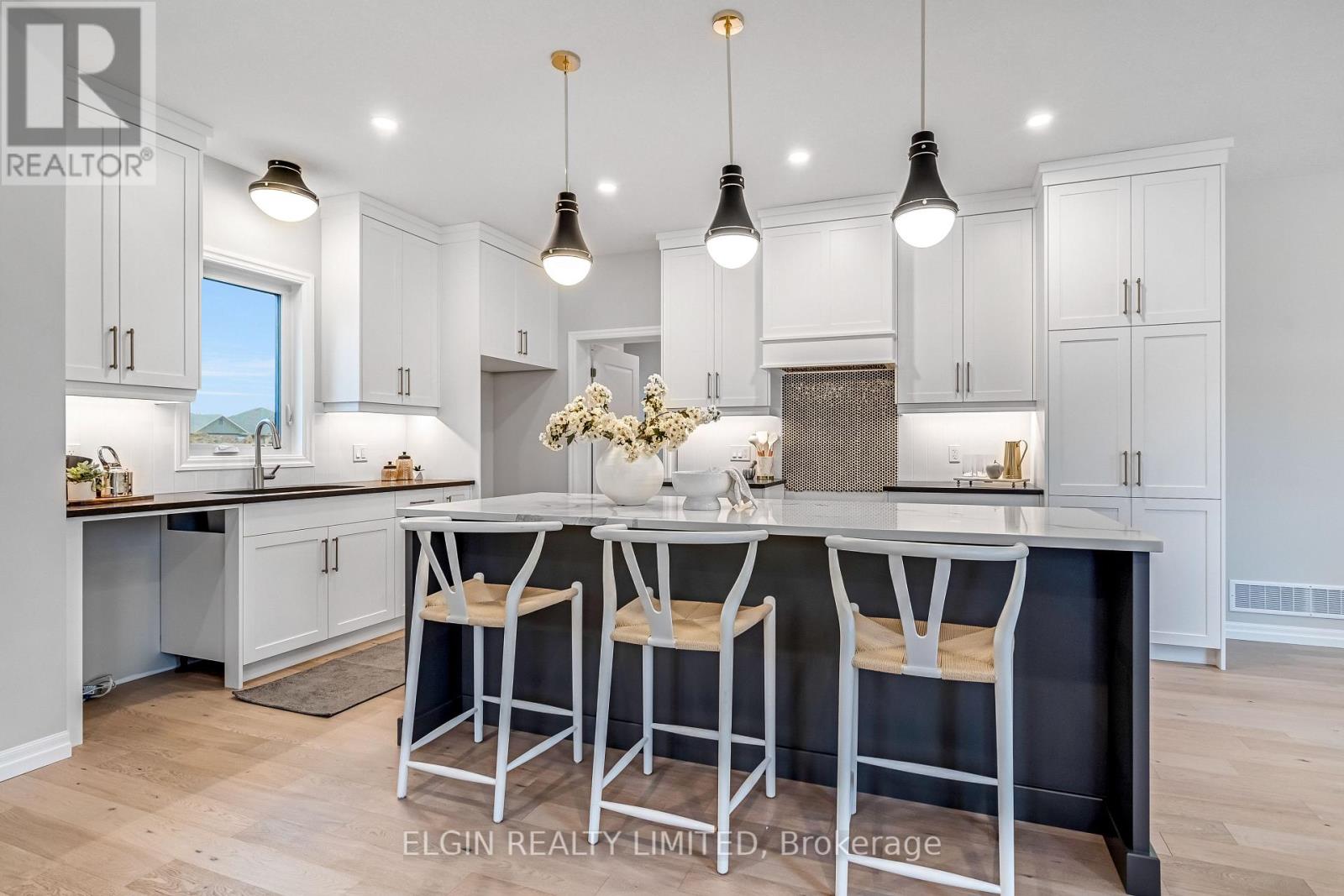 42212 Mcbain Line, Central Elgin, Ontario  N5P 0E5 - Photo 8 - X12794420