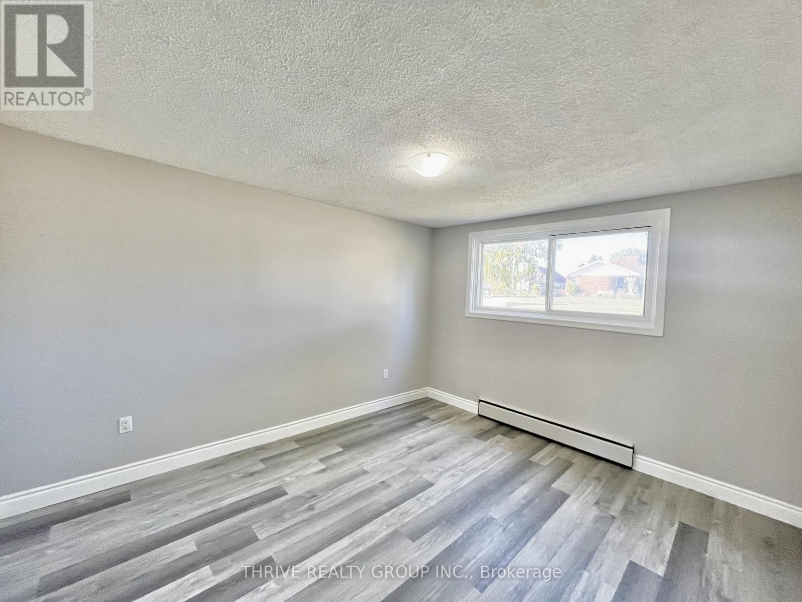 1 - 1 Balfour Place, London East, Ontario  N5W 4V7 - Photo 5 - X12794456