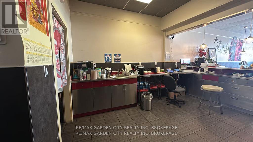 7 - 100 Fourth Avenue, St. Catharines, Ontario  L2S 3Z5 - Photo 17 - X12794398