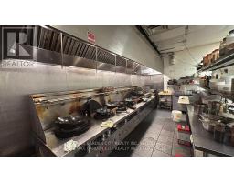 7 - 100 FOURTH AVENUE, St. Catharines, Ontario