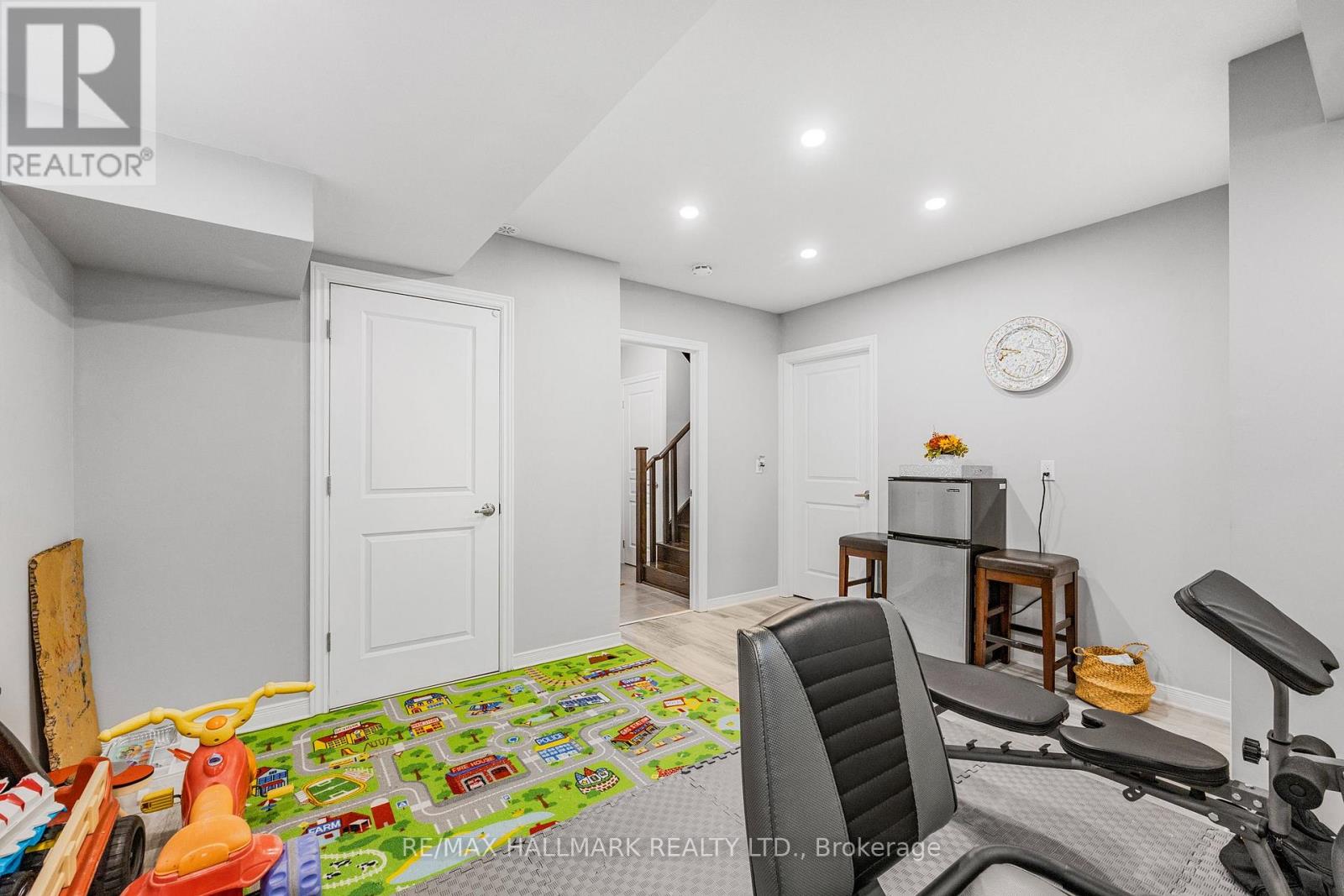 44 - 26 Applewood Lane, Toronto, Ontario  M9C 0C1 - Photo 34 - W12793304