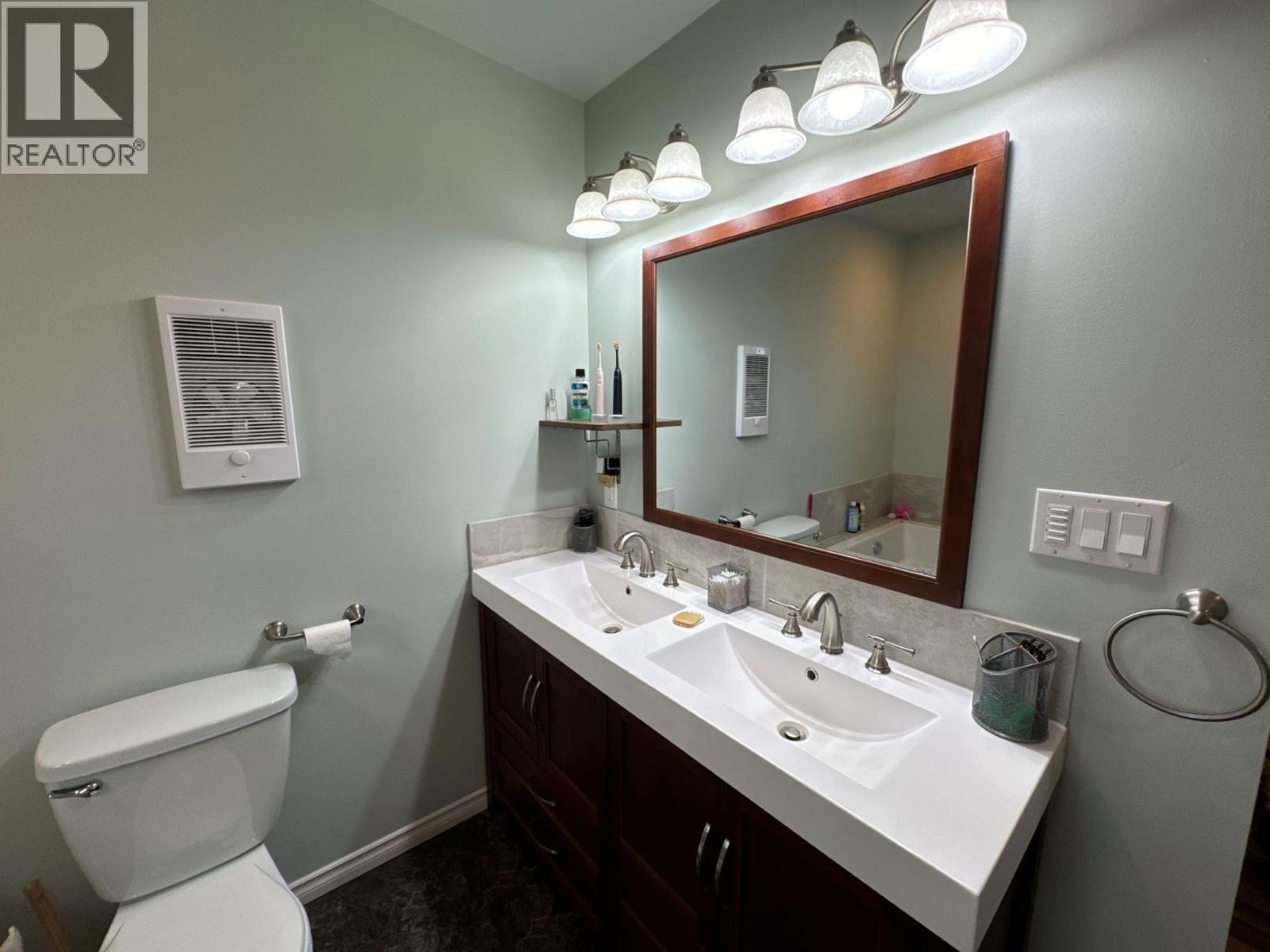 5175 Siminoff Road, Grand Forks, British Columbia  V0H 1H4 - Photo 16 - 10376197