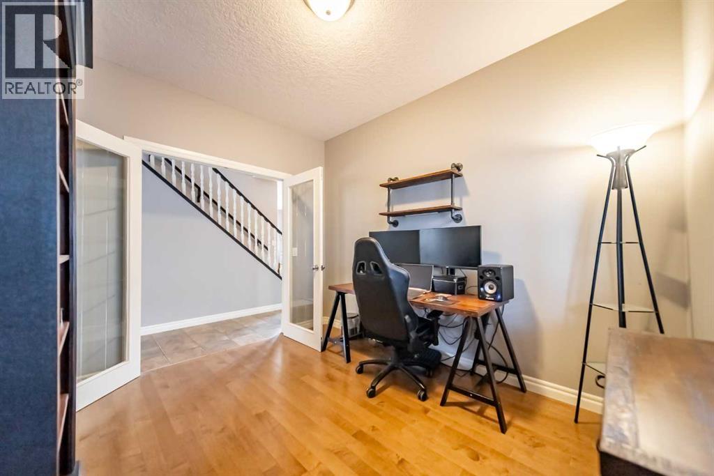 16 Tuscany Ridge Place Nw, Calgary, Alberta  T3L 2K7 - Photo 18 - A2286494