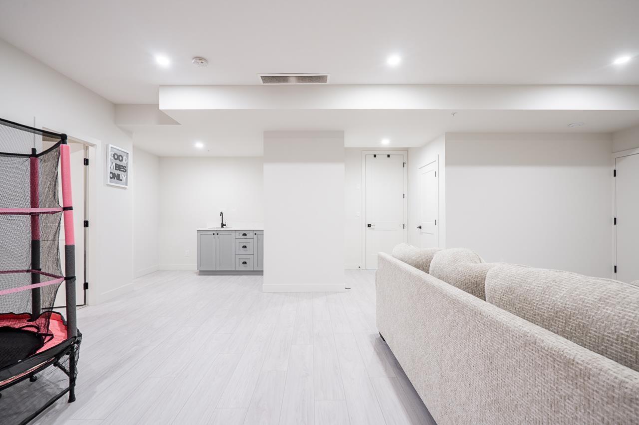 31567 Montgomery Place, Mission, British Columbia  V4S 0E7 - Photo 30 - R3090071