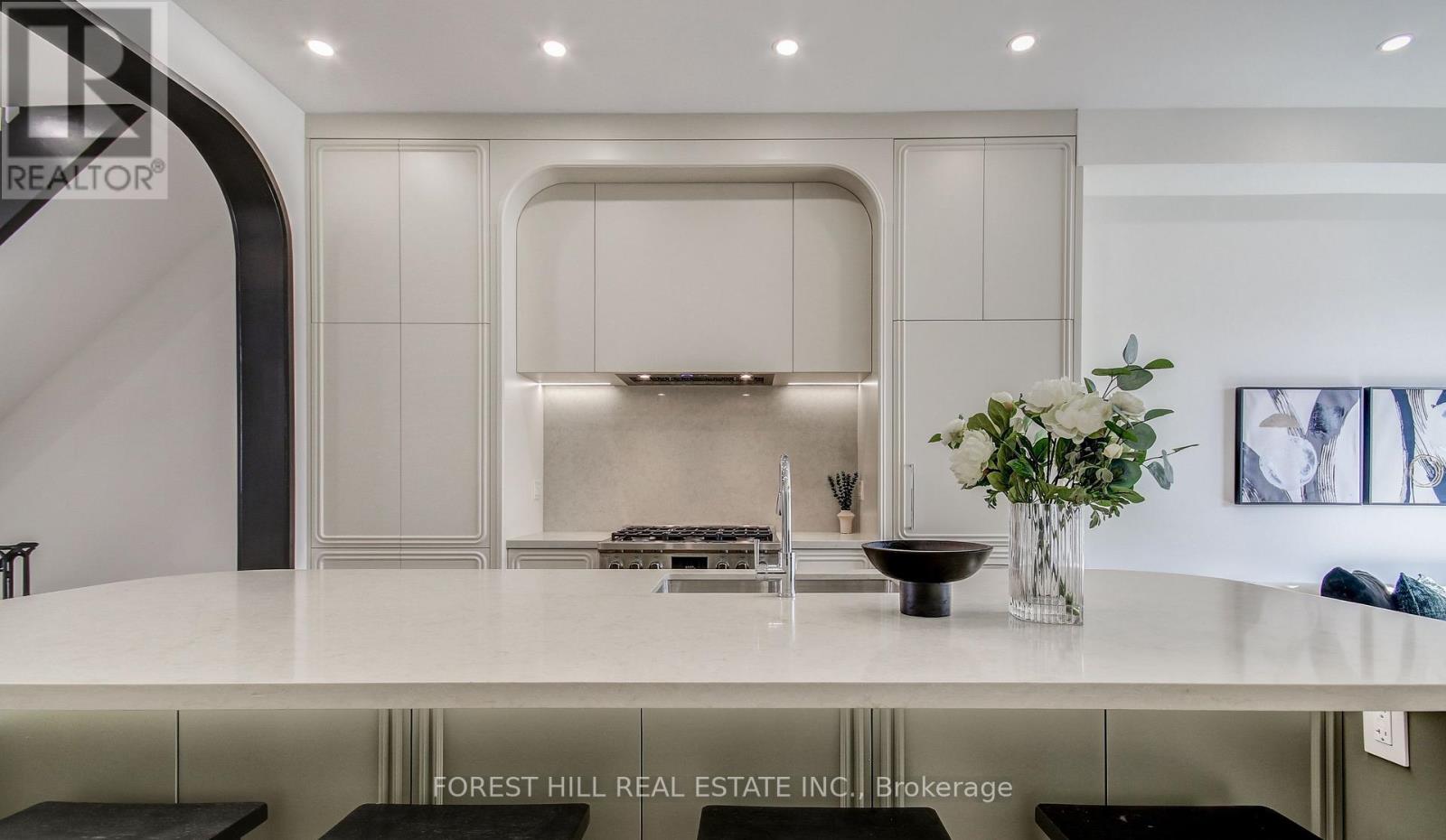 21 Foxley Street, Toronto, Ontario  M6J 1P9 - Photo 10 - C12794324