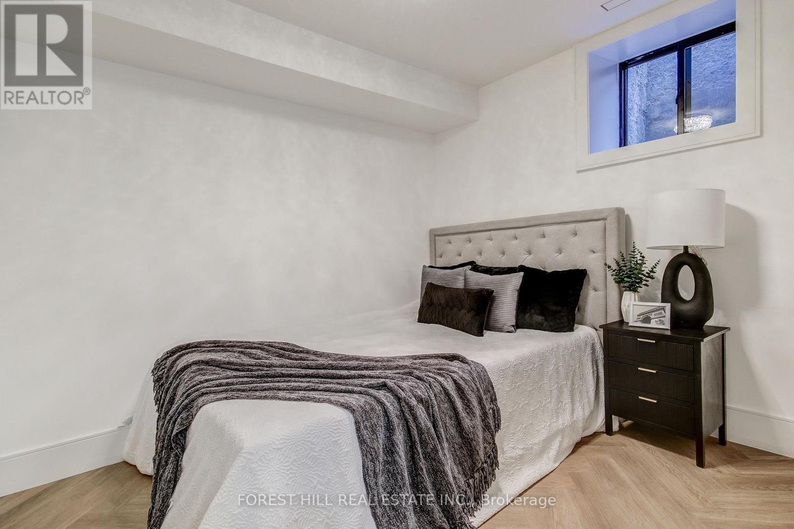 21 Foxley Street, Toronto, Ontario  M6J 1P9 - Photo 38 - C12794324