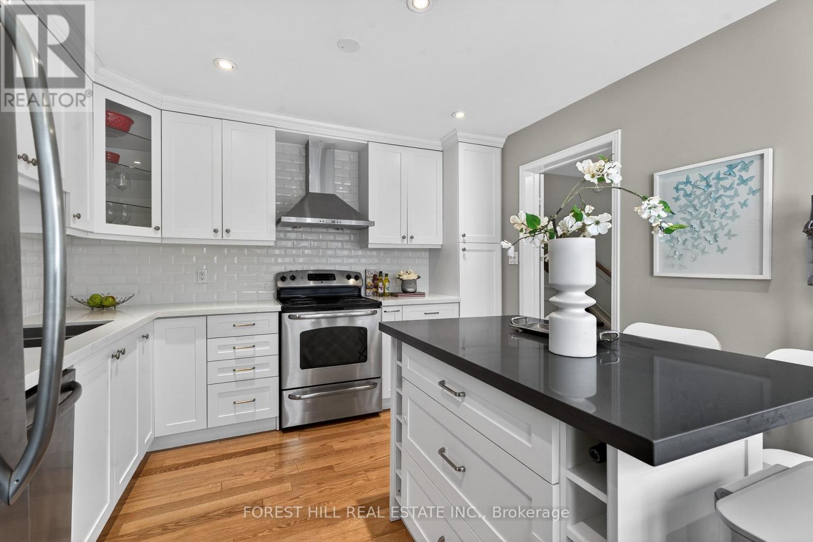 37 Rainbow Creek Way, Toronto, Ontario  M2K 2T9 - Photo 12 - C12794332