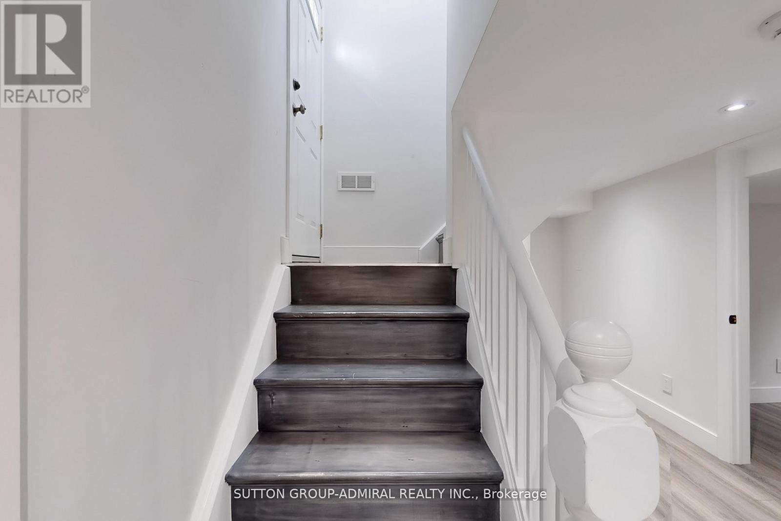 76 Ridgevale Drive, Toronto, Ontario  M6A 1L1 - Photo 31 - C12794334