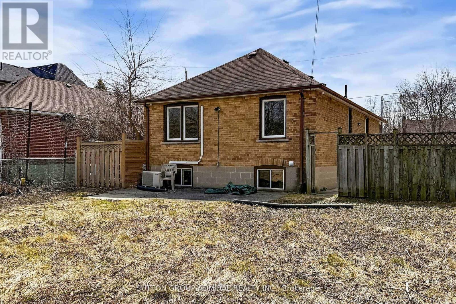 76 Ridgevale Drive, Toronto, Ontario  M6A 1L1 - Photo 45 - C12794334